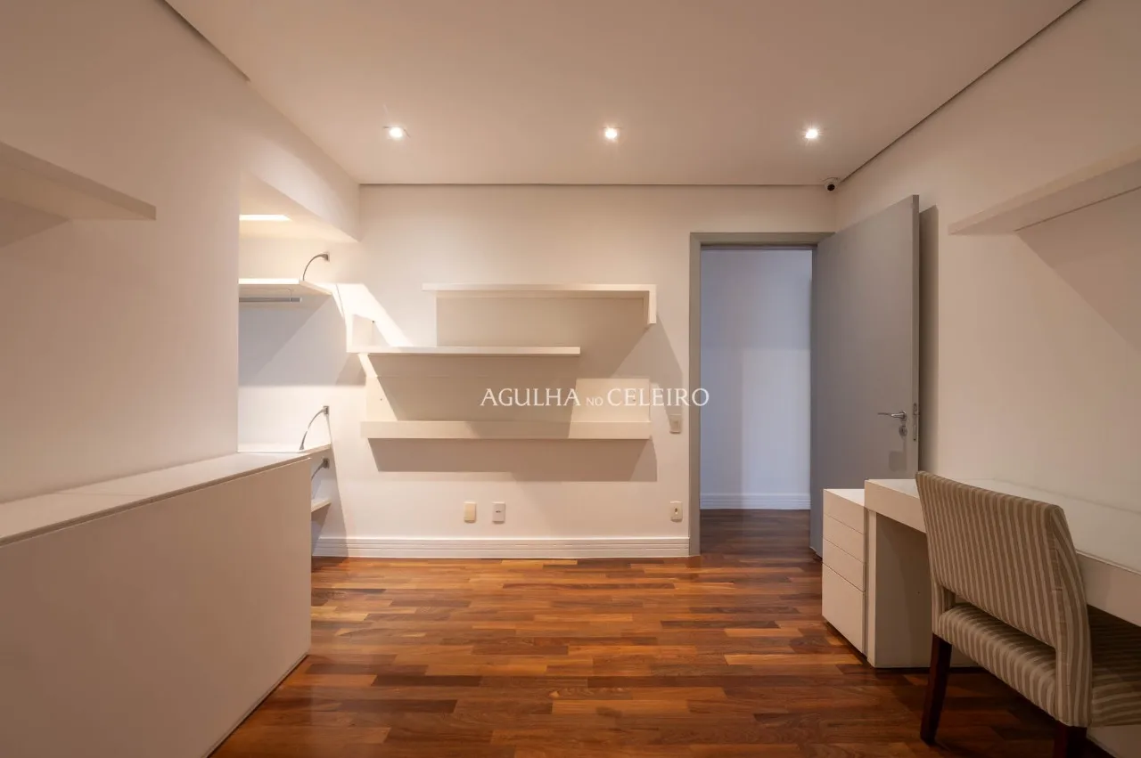 Apartamento com planta diferenciada e varanda integrada no Paraiso. – 22646