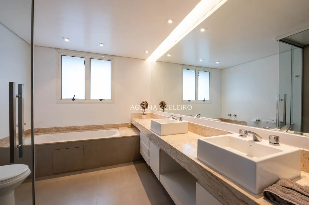 Apartamento com planta diferenciada e varanda integrada no Paraiso. – 22646