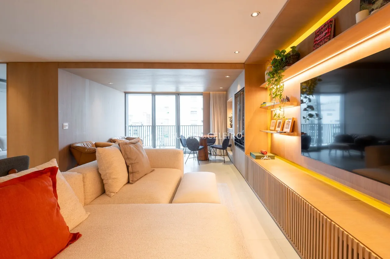 Apartamento lindo Para venda ou locação em Moema – 22698