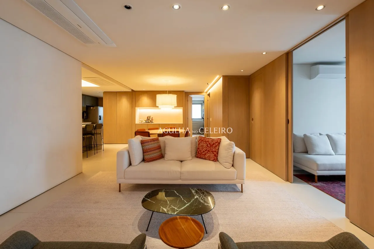 Apartamento lindo Para venda ou locação em Moema – 22698