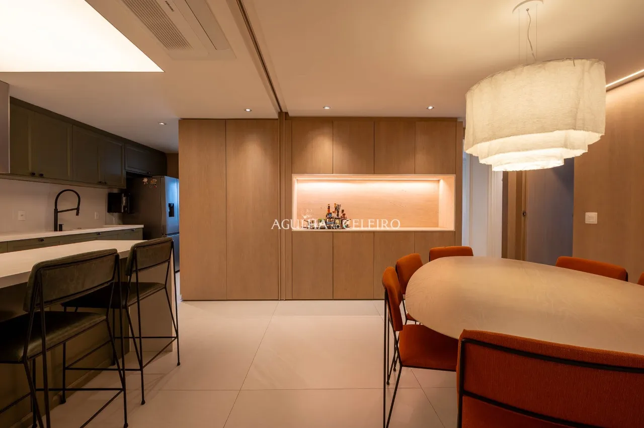 Apartamento lindo Para venda ou locação em Moema – 22698