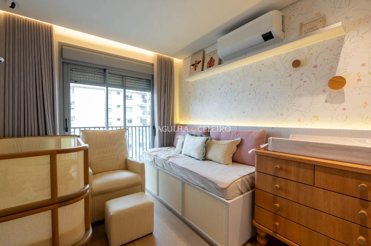 Apartamento lindo Para venda ou locação em Moema – 22698