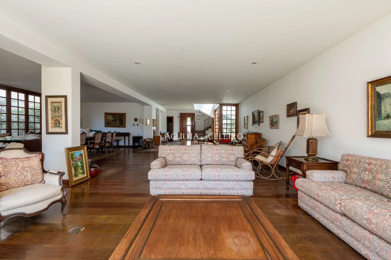 Casa ampla e exclusiva, próxima ao Parque Ibirapuera. – 22741