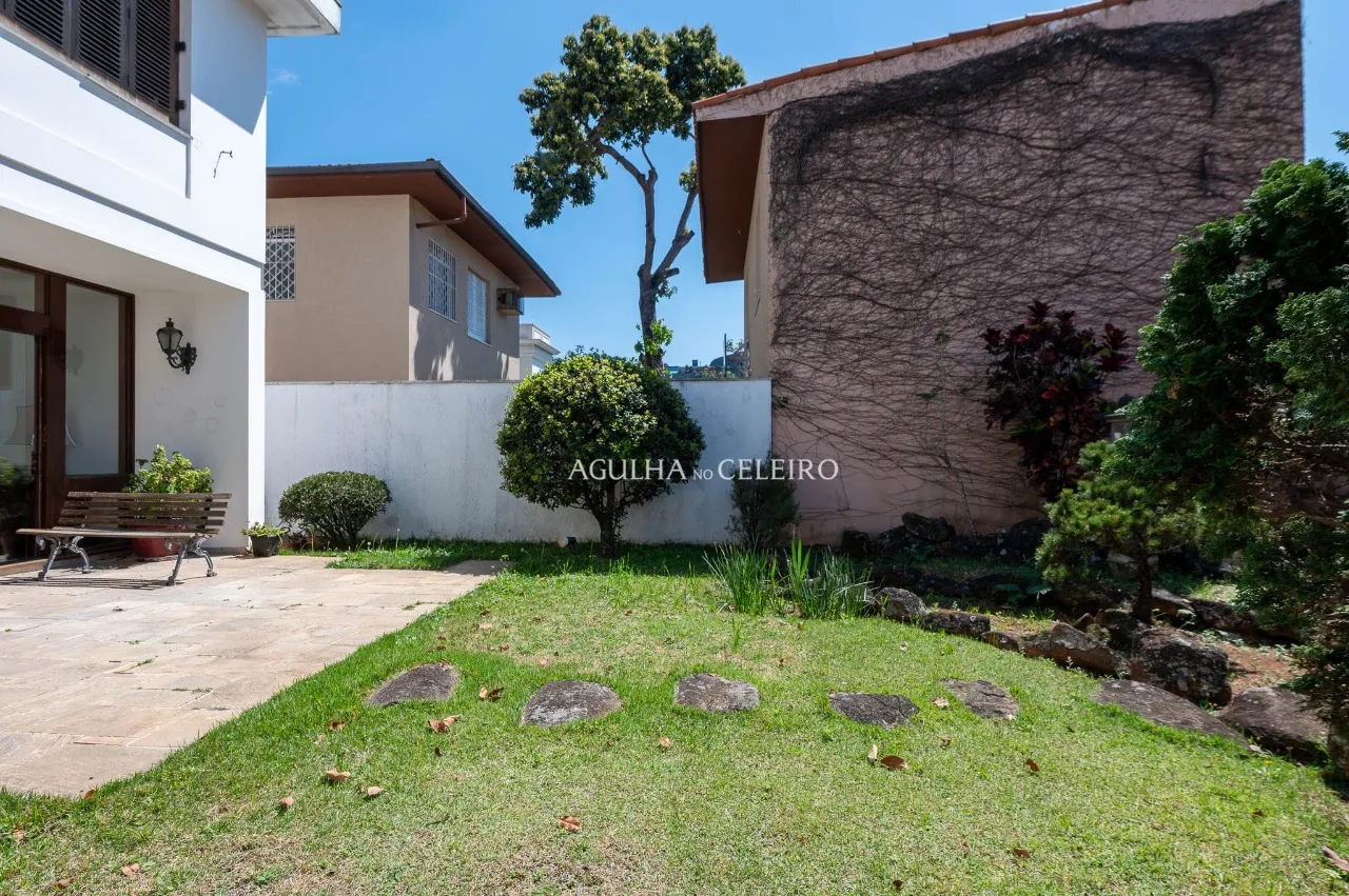 Casa ampla e exclusiva, próxima ao Parque Ibirapuera. – 22741