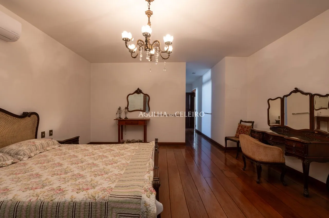 Casa ampla e exclusiva, próxima ao Parque Ibirapuera. – 22741