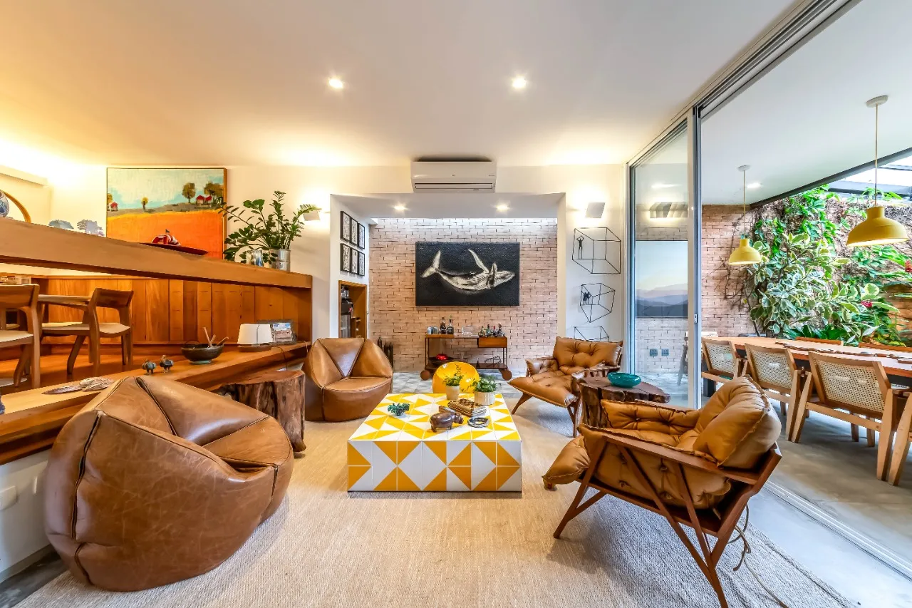 Casa em rua fechada com rooftop, jardim tropical e cozinha integrada, no Alto de Pinheiros. – 22761