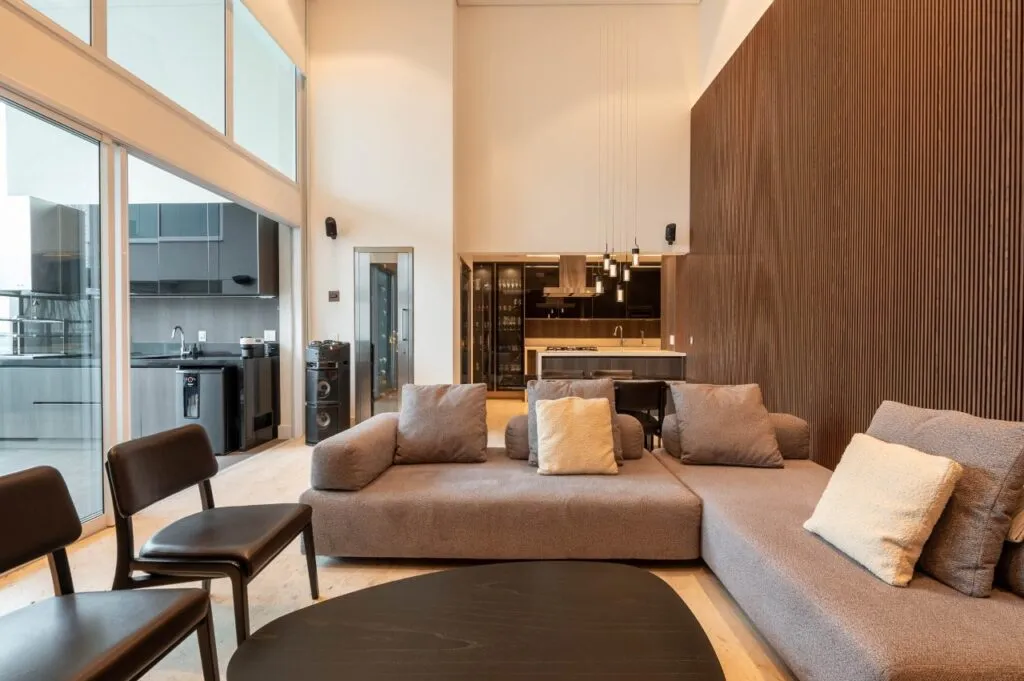 Apartamento mobiliado em condomínio-clube desejado no Brooklin. – 22775