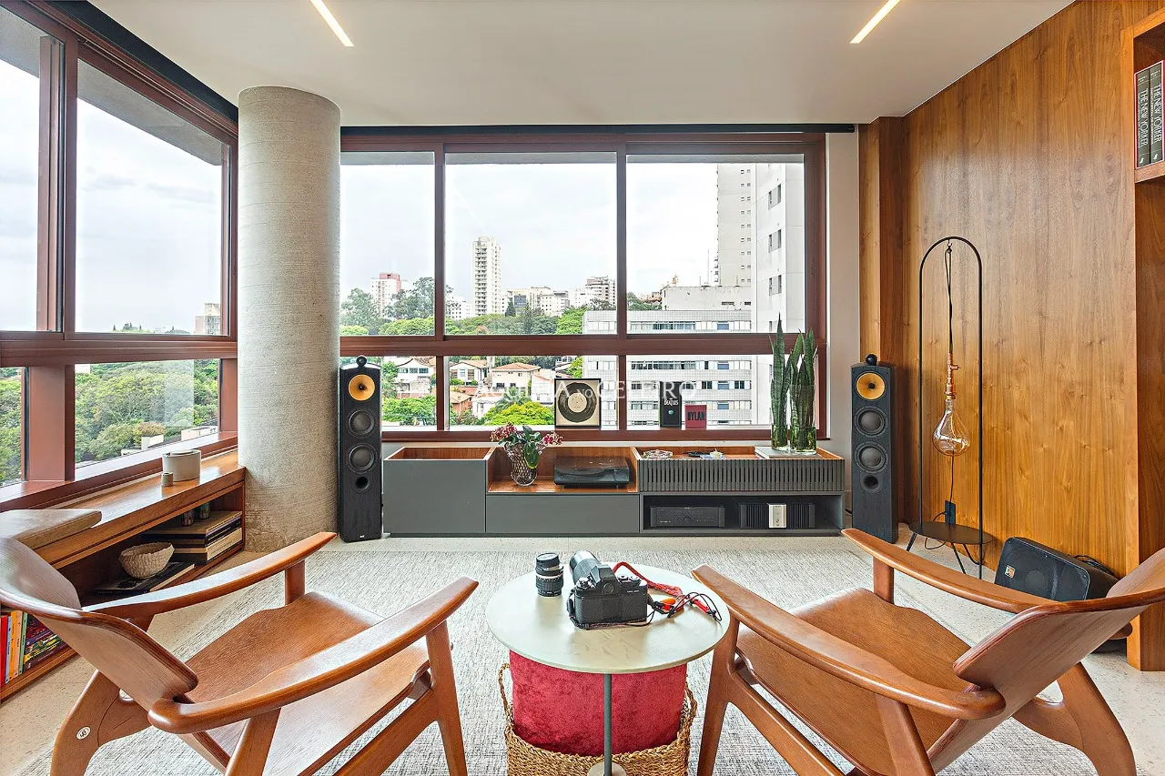 Apartamento elegante com vista aberta e projeto de Fernanda Dabbur na Vila Madalena. – 22840
