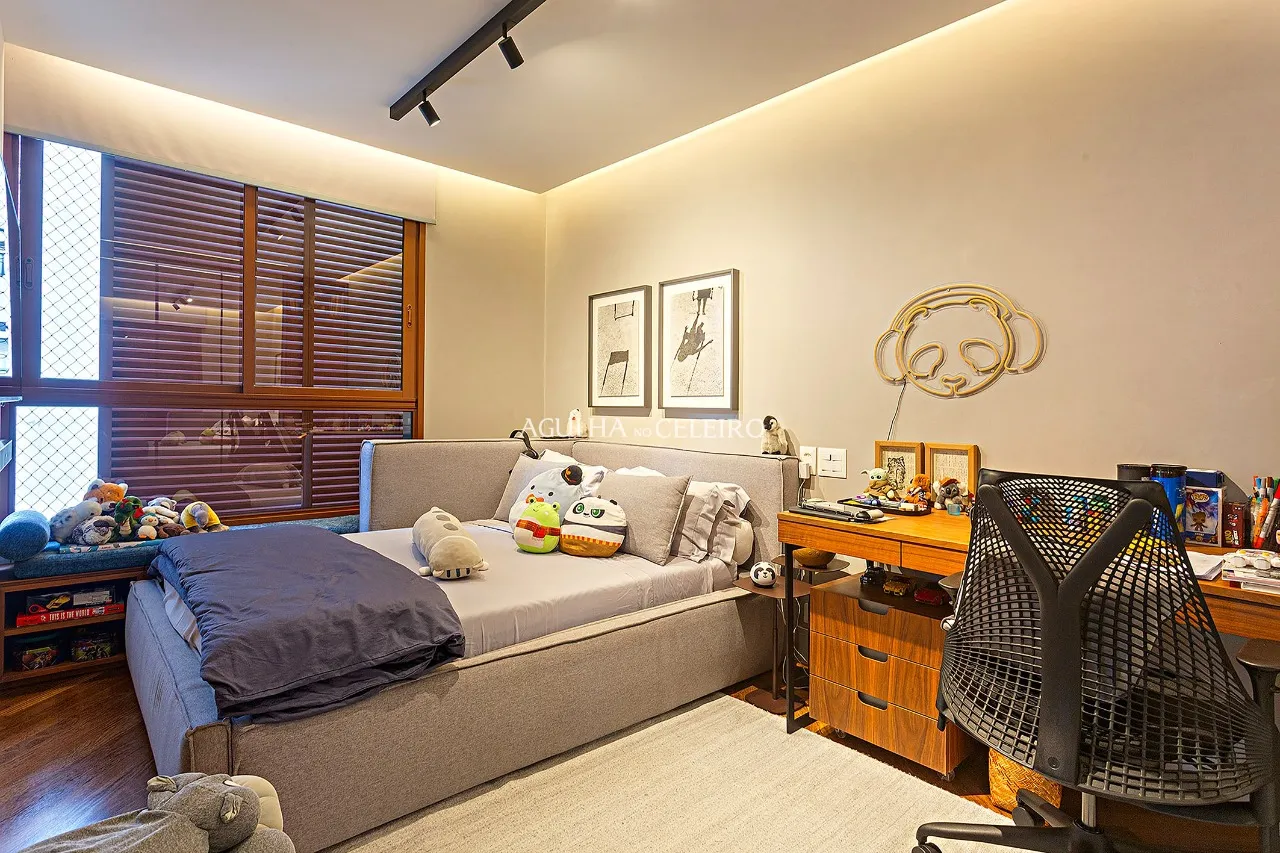 Apartamento elegante com vista aberta e projeto de Fernanda Dabbur na Vila Madalena. – 22840