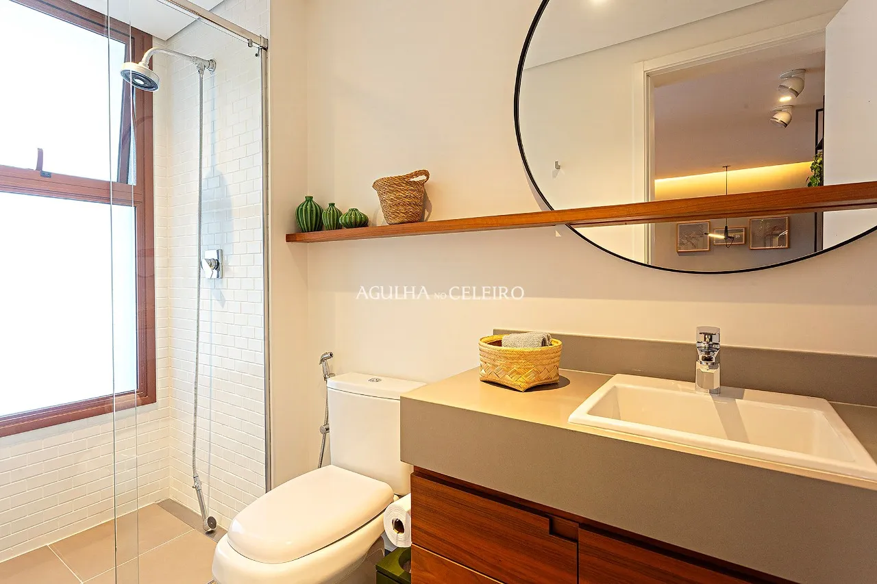 Apartamento elegante com vista aberta e projeto de Fernanda Dabbur na Vila Madalena. – 22840