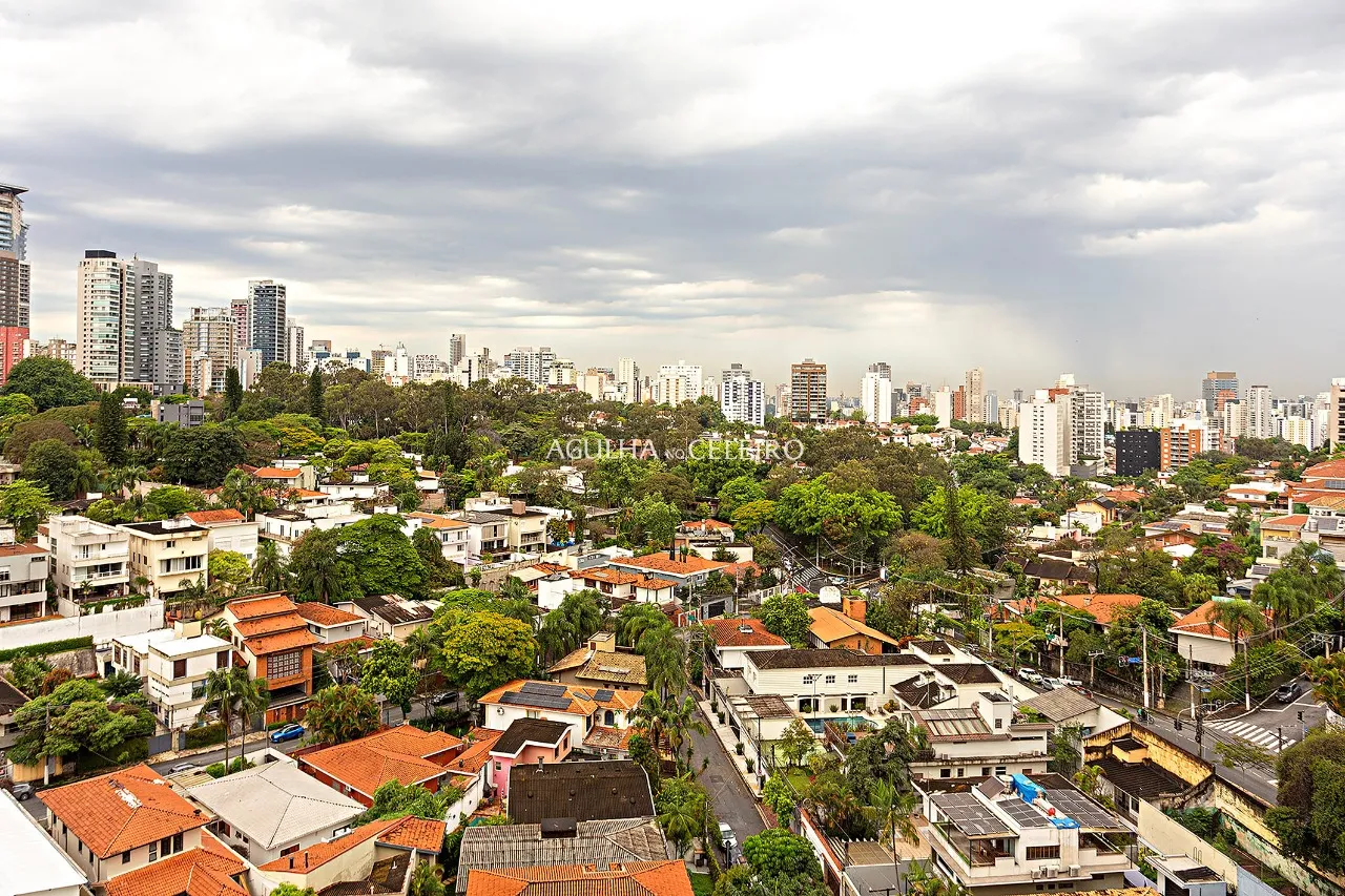 Apartamento elegante com vista aberta e projeto de Fernanda Dabbur na Vila Madalena. – 22840