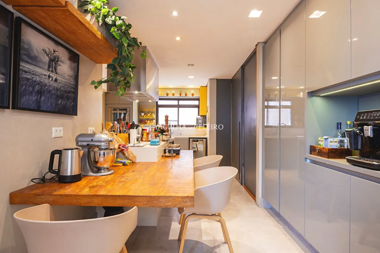 Apartamento com reforma elegante à venda no Itaim Bibi – AP5025