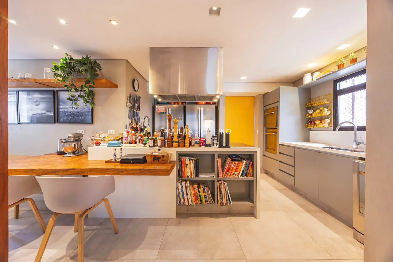 Apartamento com reforma elegante à venda no Itaim Bibi – AP5025