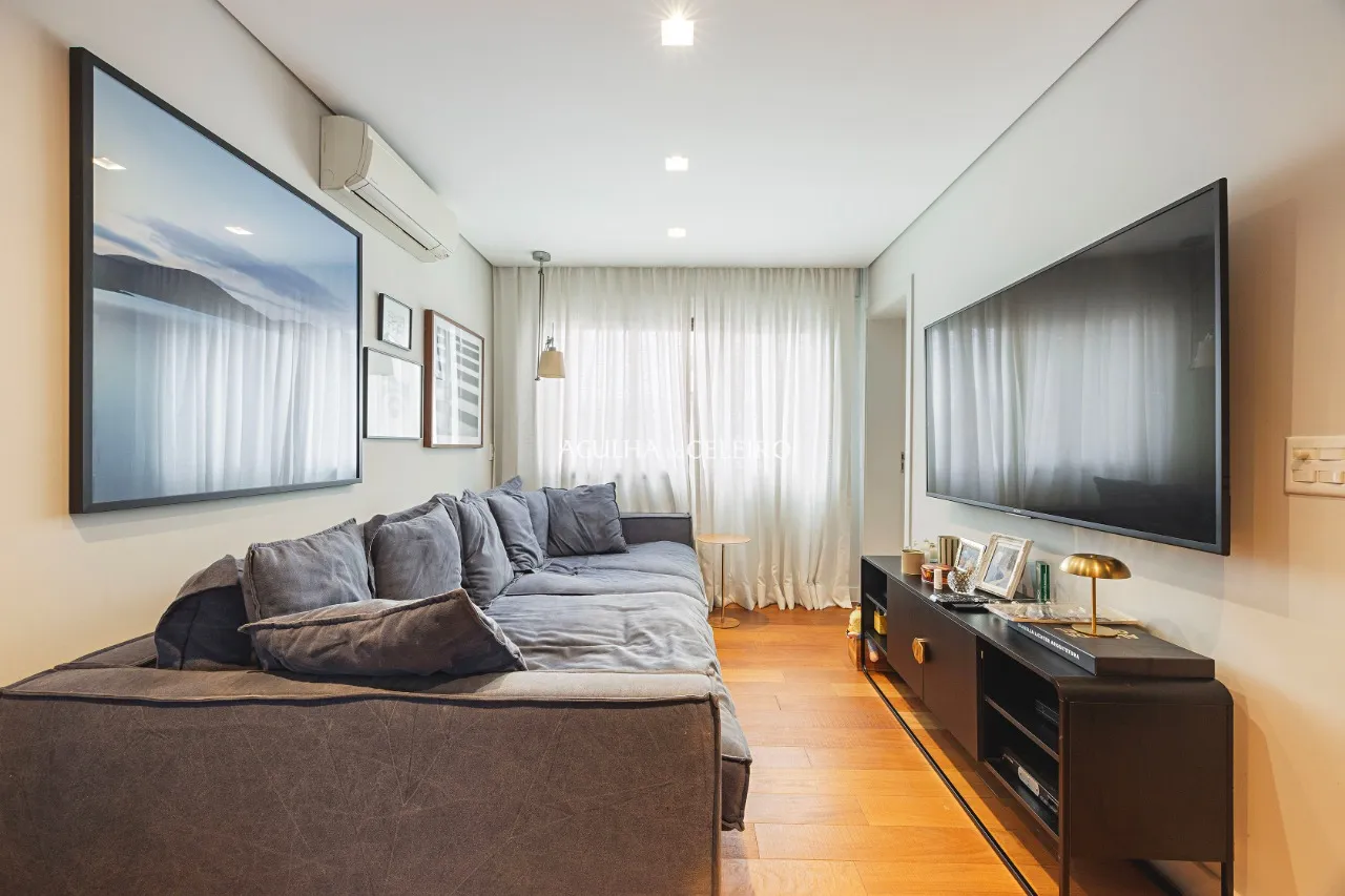 Apartamento com reforma elegante à venda no Itaim Bibi – AP5025
