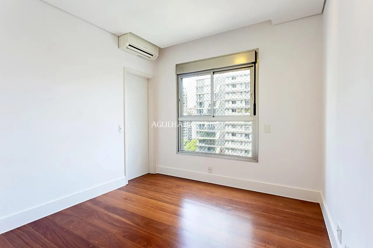 Apartamento amplo para locação no Itaim Bibi – 15006