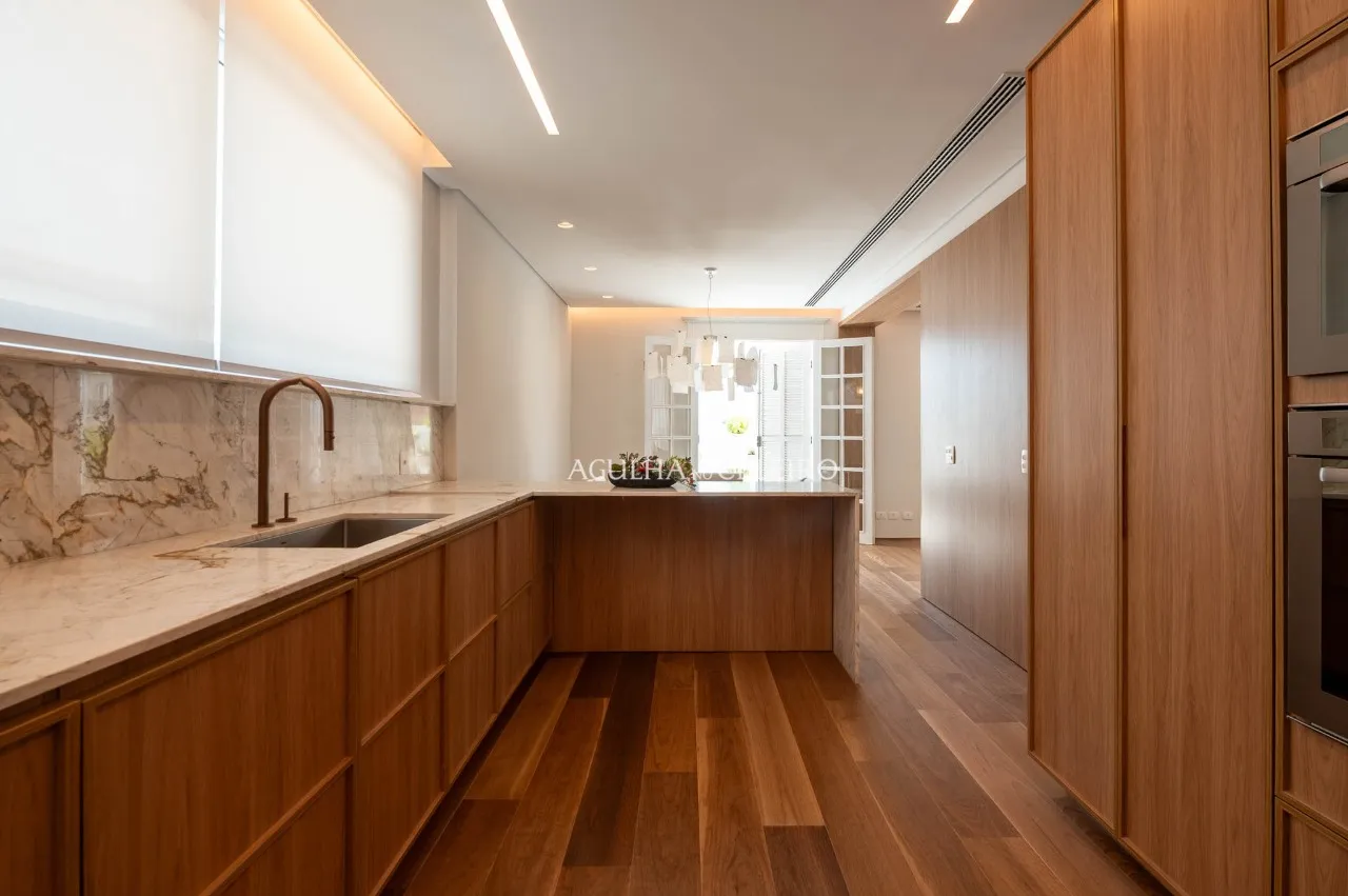 Apartamento com muita luz natural à venda no Jardim América – 17189