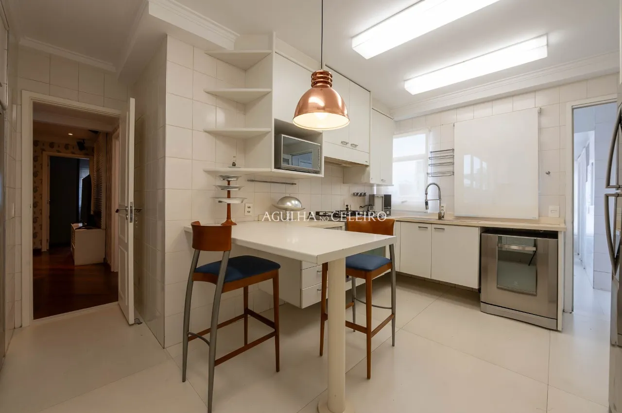 3 Suítes na Parte Nobre de Pinheiros: Mobiliado, Hall Privativo e Lazer Completo – 21517