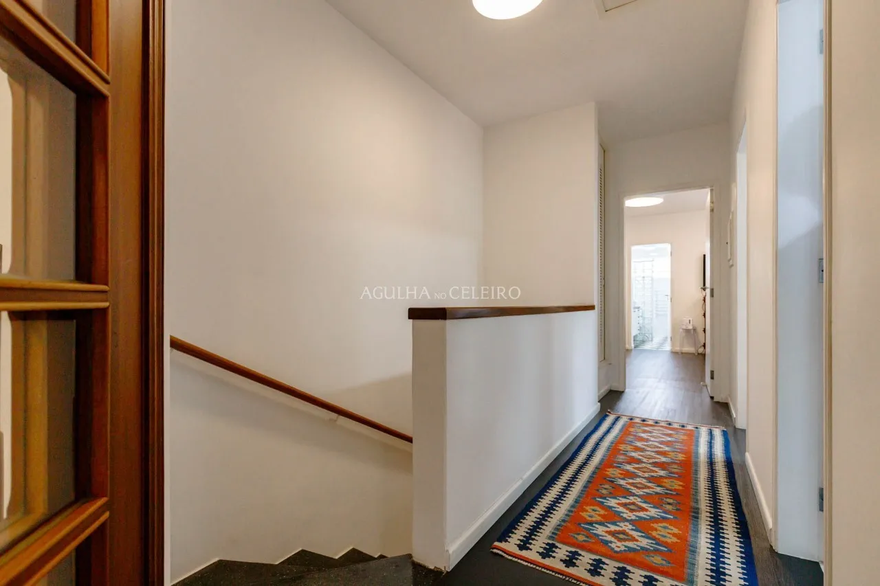 Casa charmosa no Jardim Europa, na melhor localização do bairro. – 22180