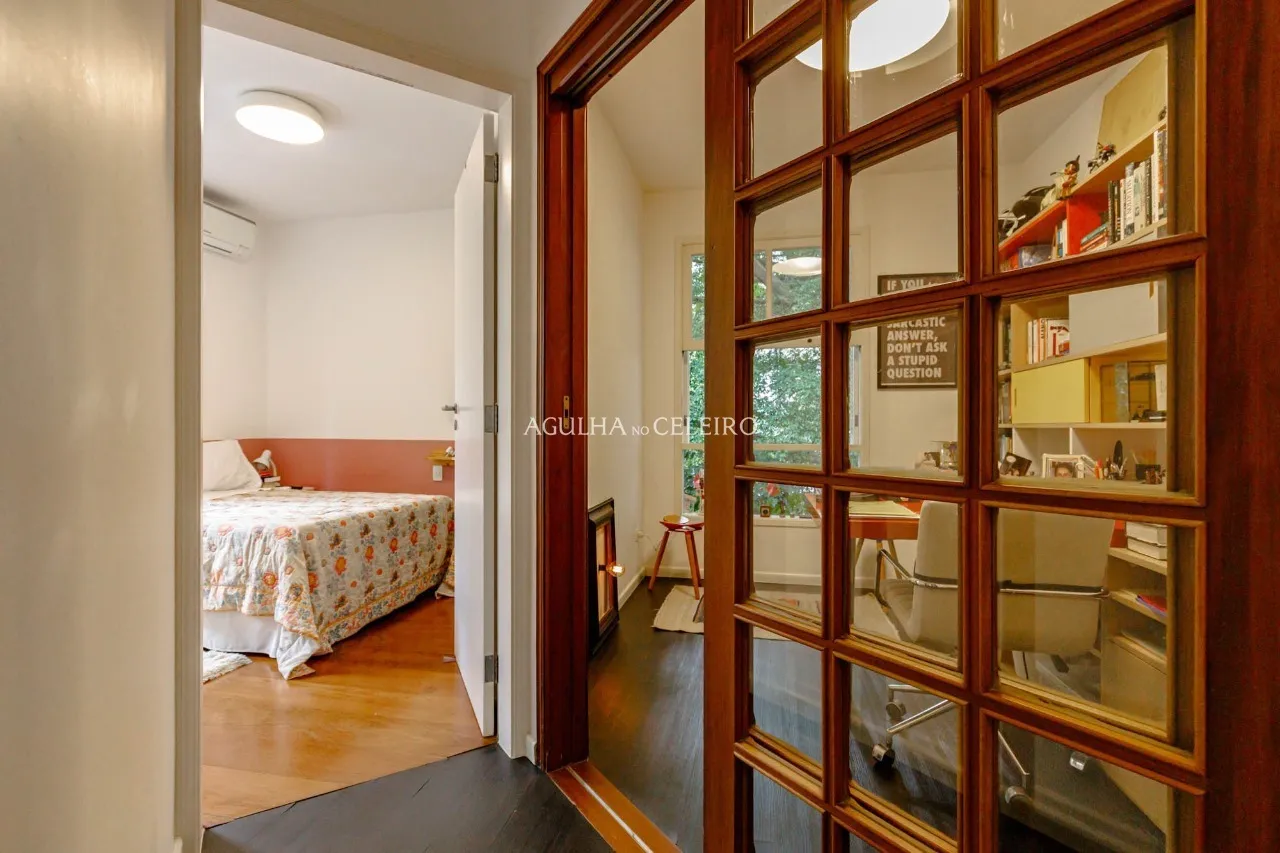 Casa charmosa no Jardim Europa, na melhor localização do bairro. – 22180