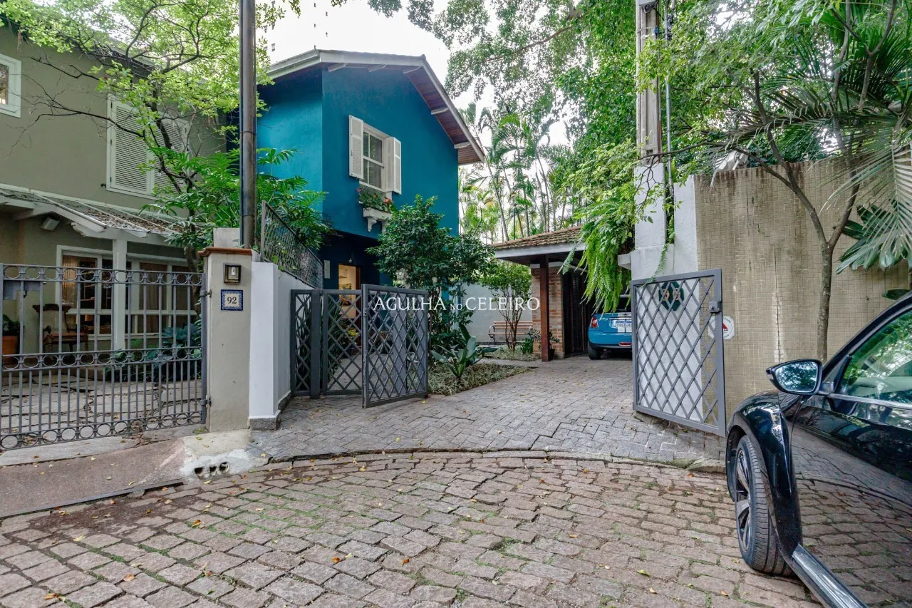 Casa charmosa no Jardim Europa, na melhor localização do bairro. – 22180