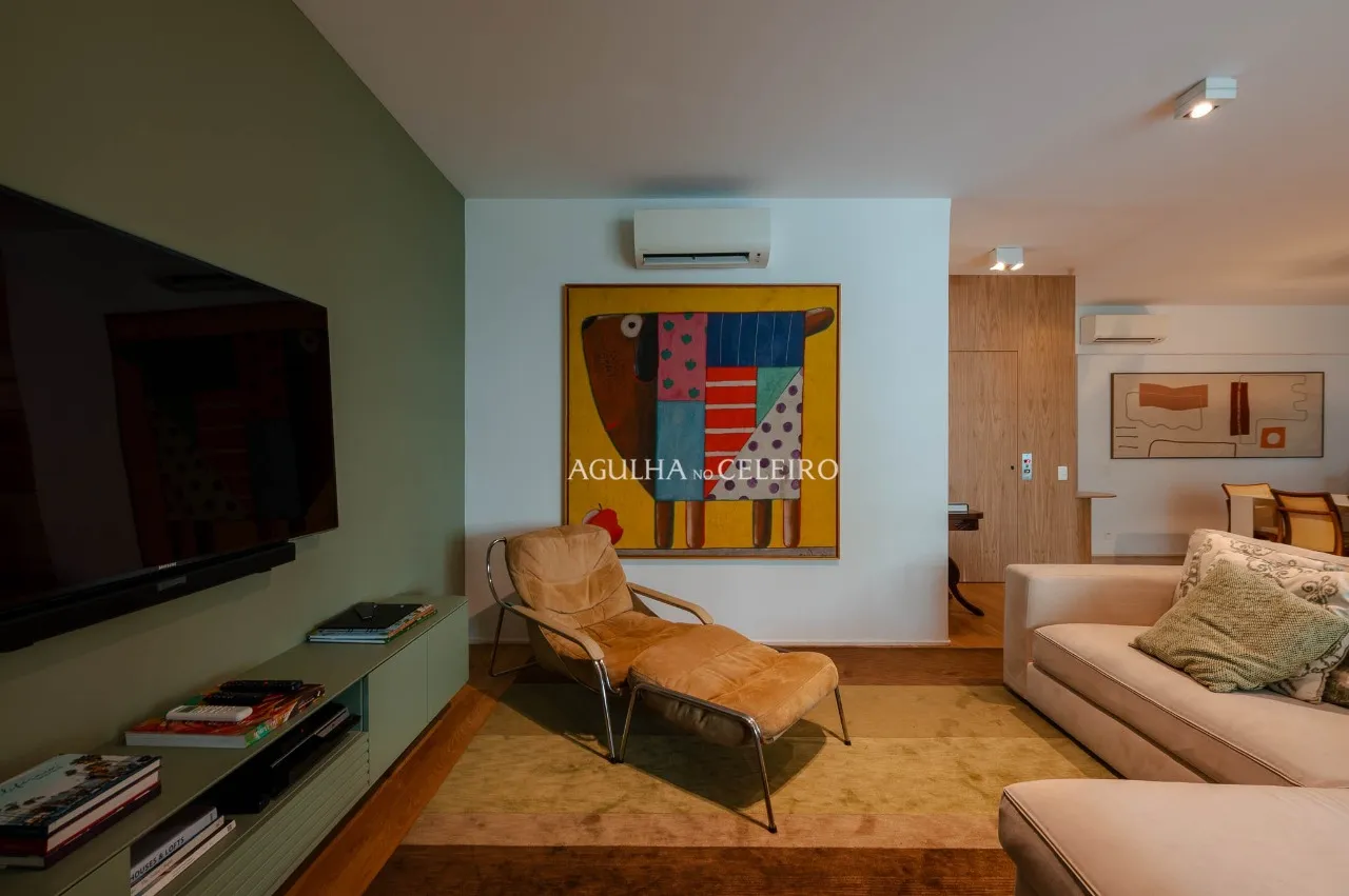 Apartamento com reforma elegante à venda em Pinheiros – 22795
