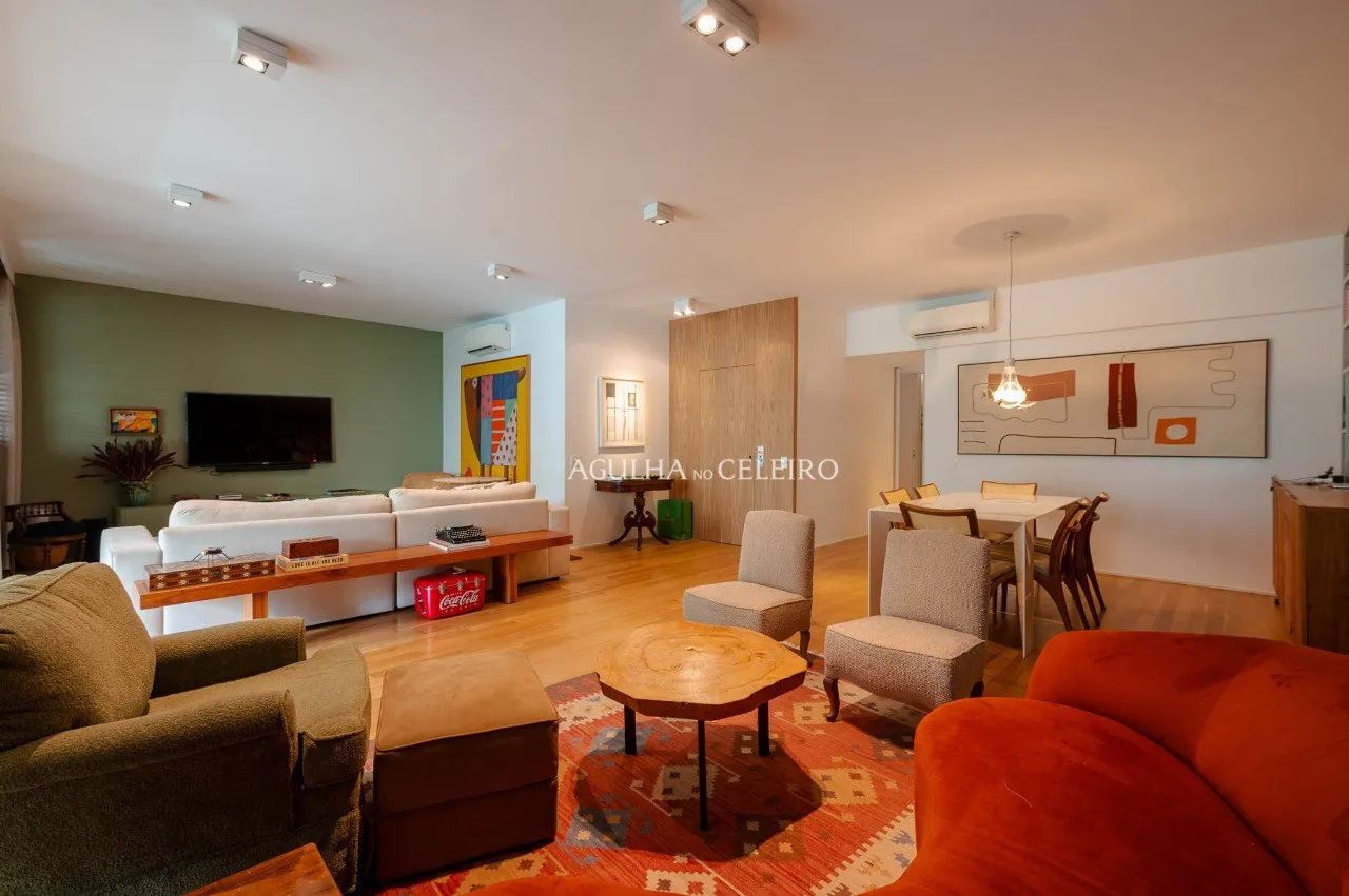 Apartamento com reforma elegante à venda em Pinheiros – 22795