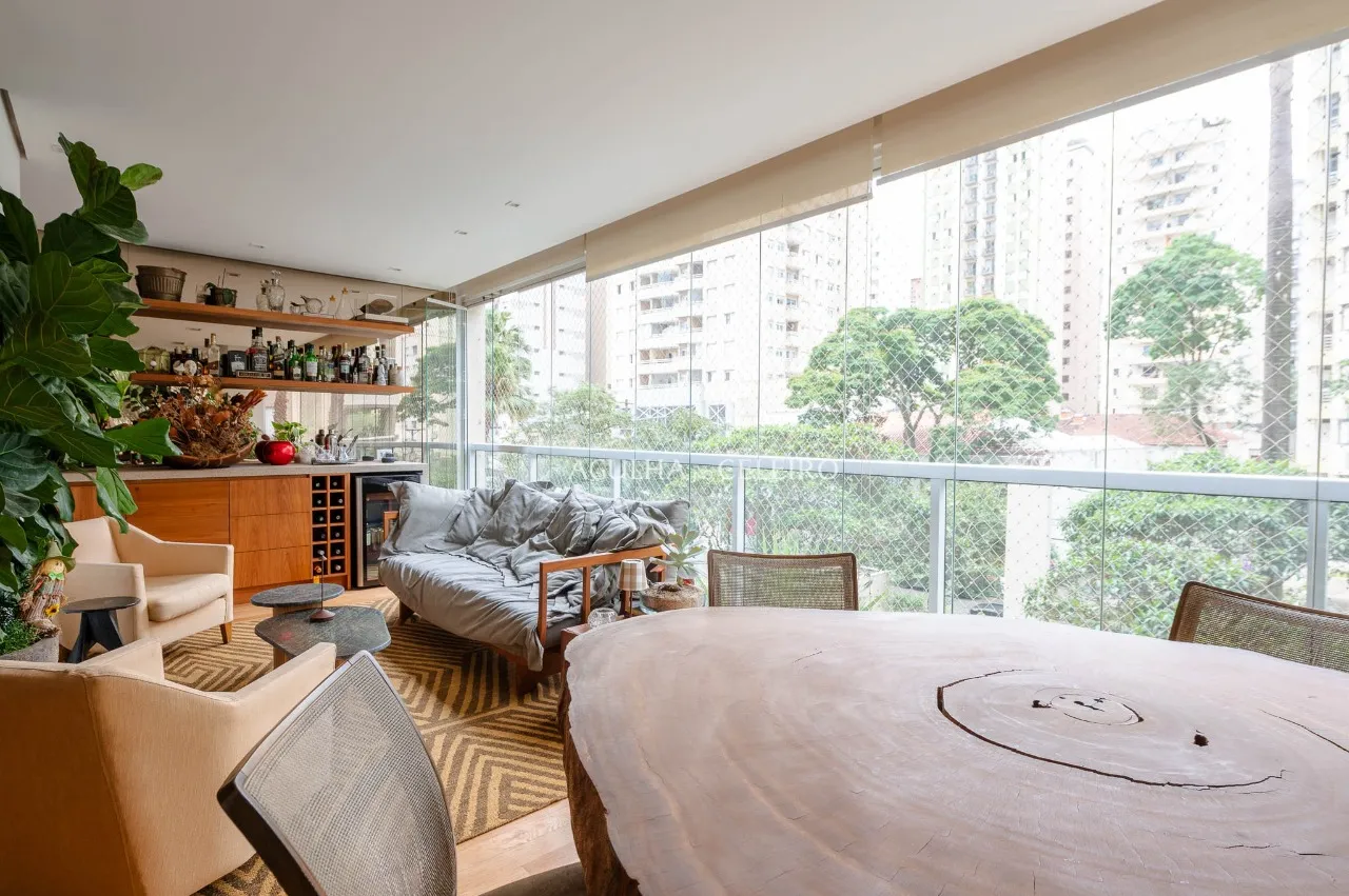 Apartamento com reforma elegante à venda em Pinheiros – 22795