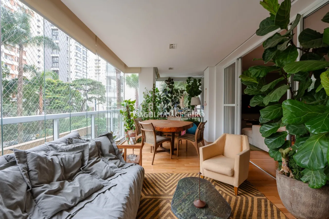 Apartamento com reforma elegante à venda em Pinheiros – 22795