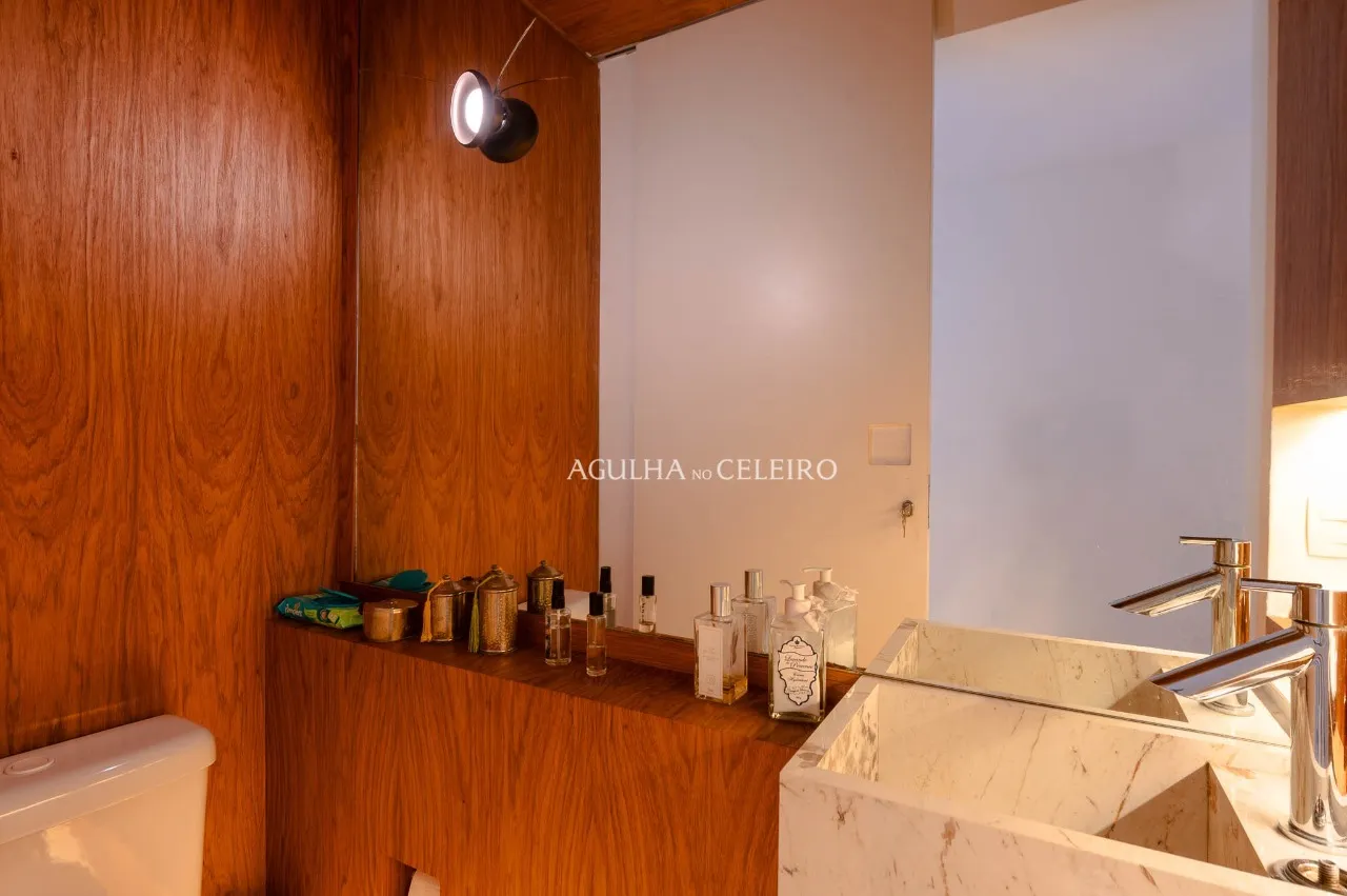 Apartamento com reforma elegante à venda em Pinheiros – 22795