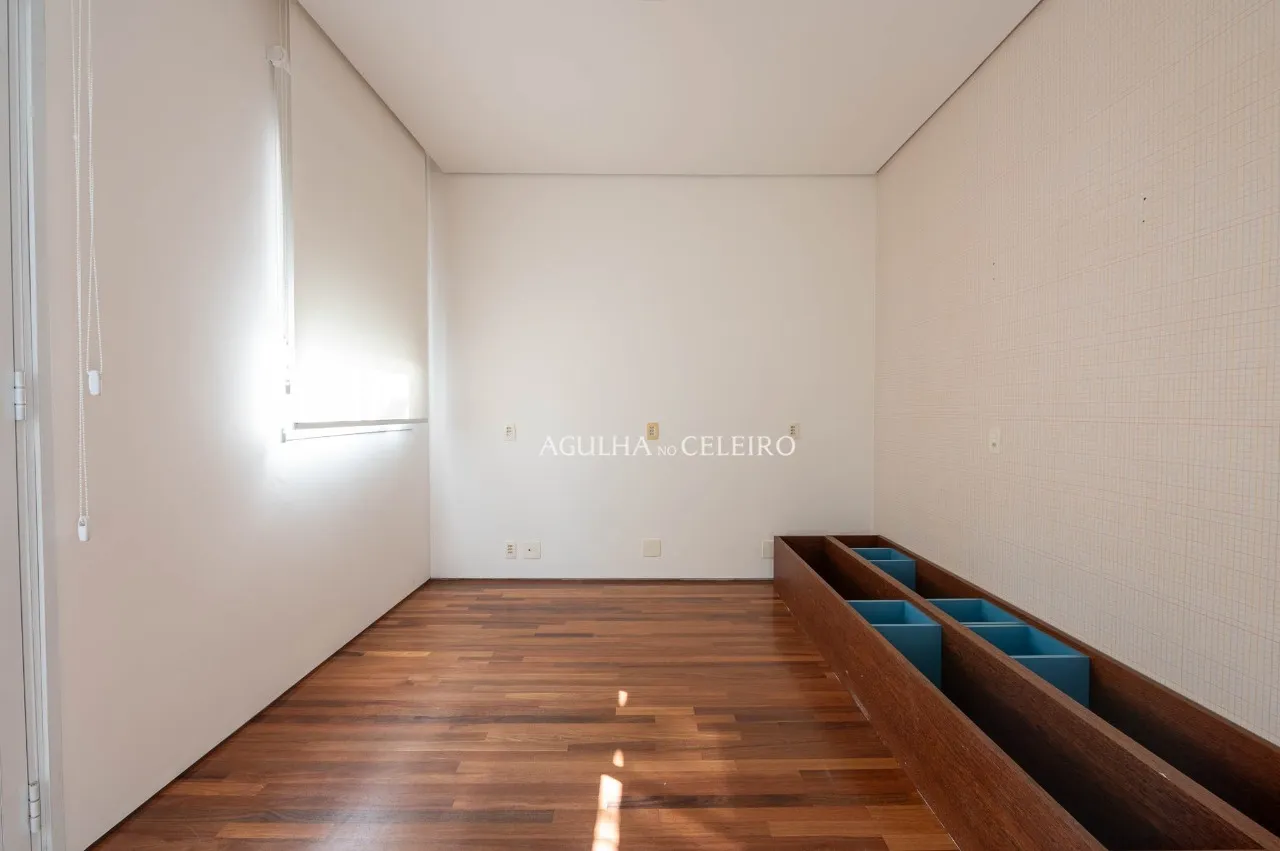 Casa Reformada no Jardim Paulistano com Churrasqueira e Ofurô – 22831