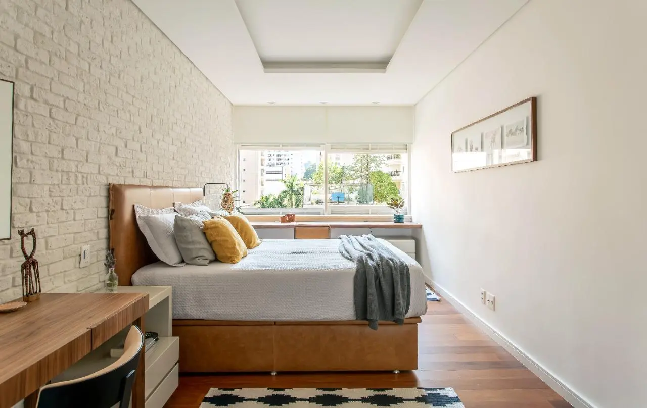 Apartamento com jeito de casa, janelão e varanda para receber os amigos e viver bem em Pinheiros. – 22893