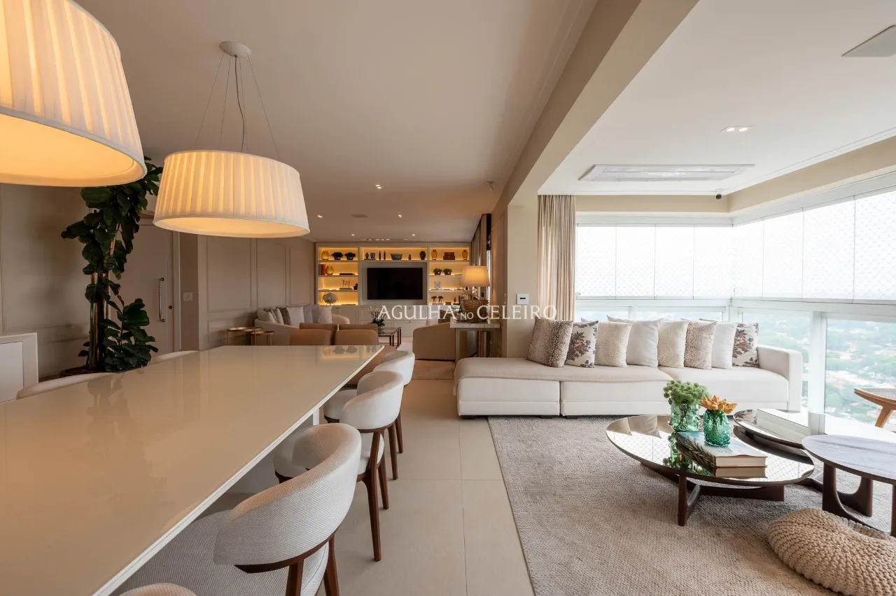 Apartamento reformado com vista livre no Campo Belo – 22899