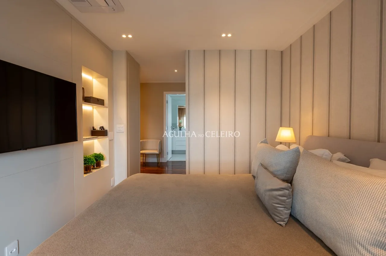 Apartamento reformado com vista livre no Campo Belo – 22899