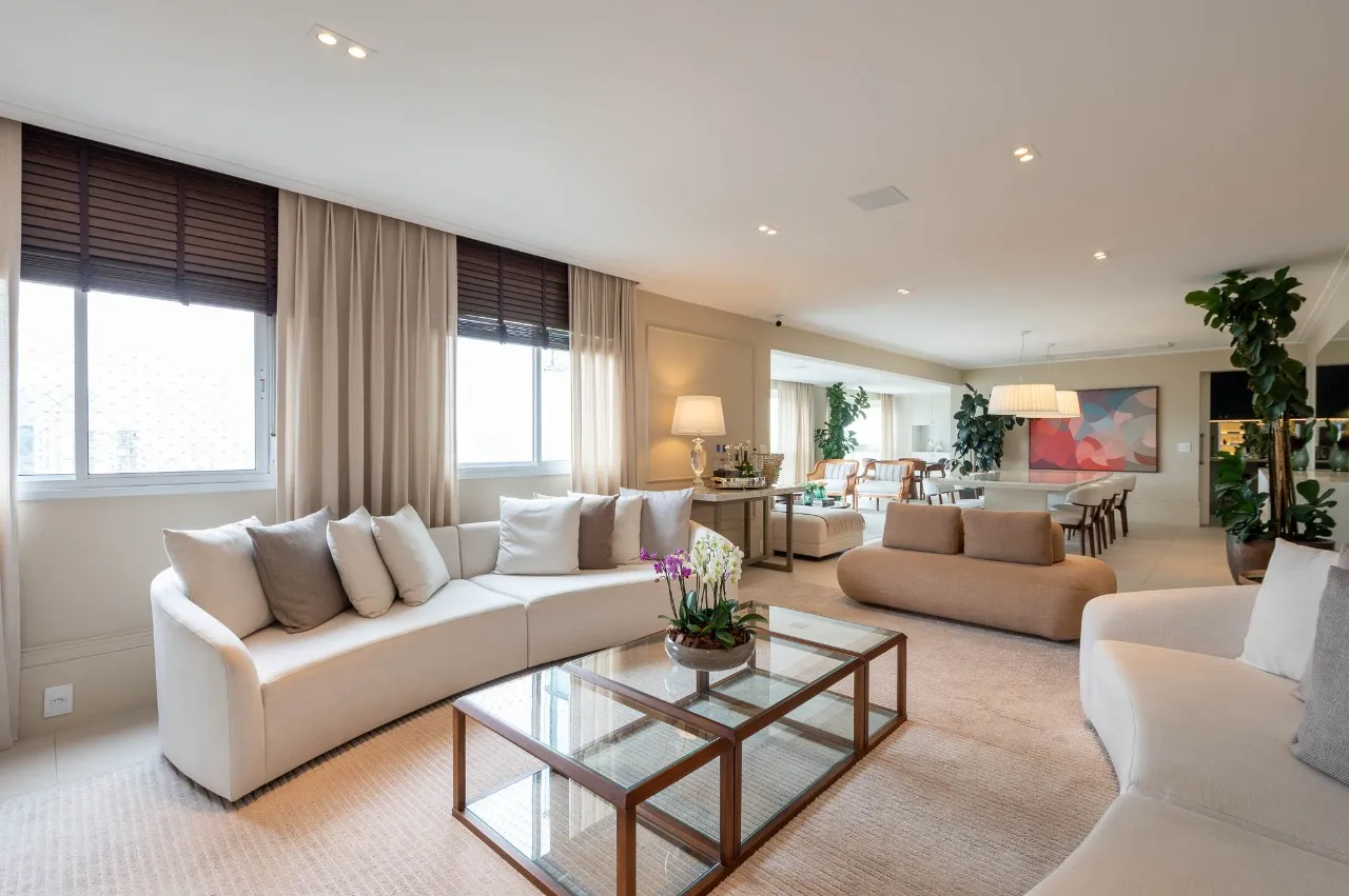 Apartamento reformado com vista livre no Campo Belo – 22899