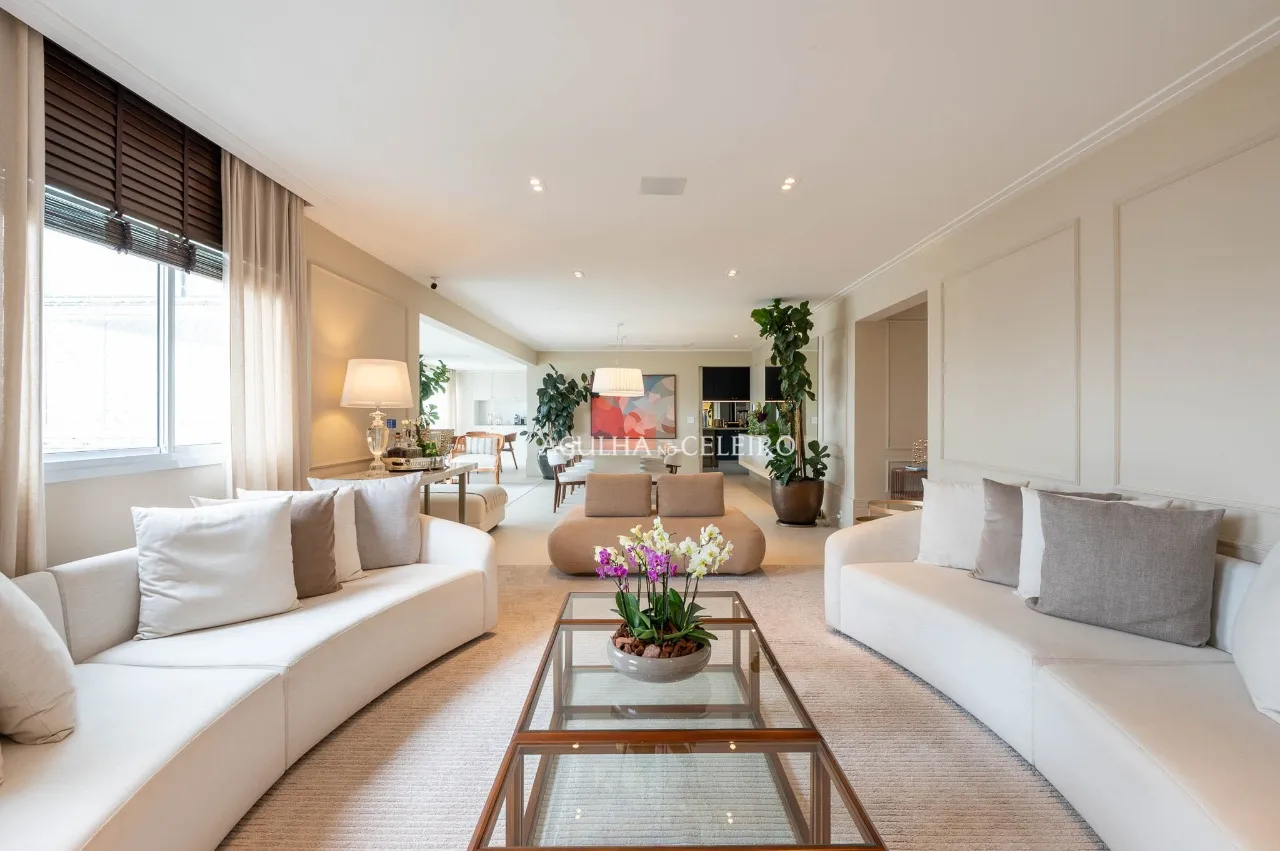 Apartamento reformado com vista livre no Campo Belo – 22899