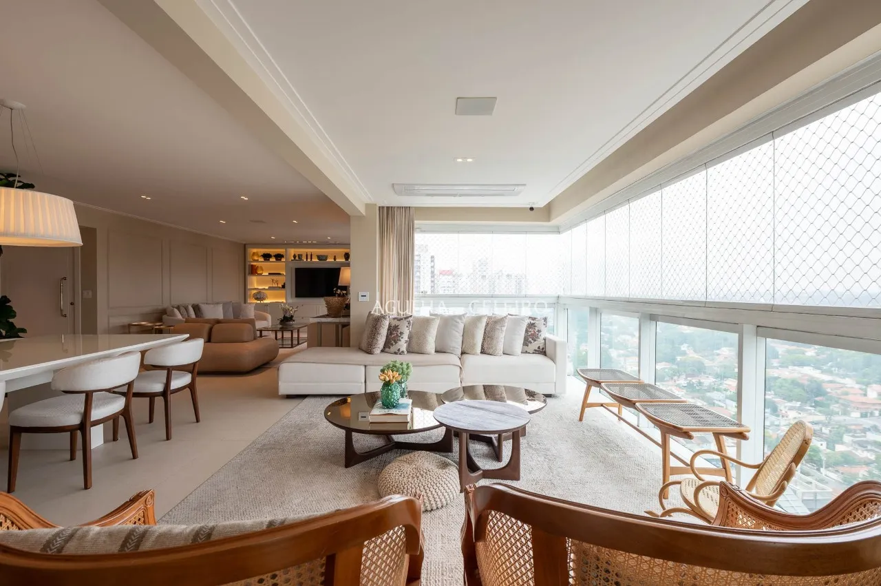 Apartamento reformado com vista livre no Campo Belo – 22899