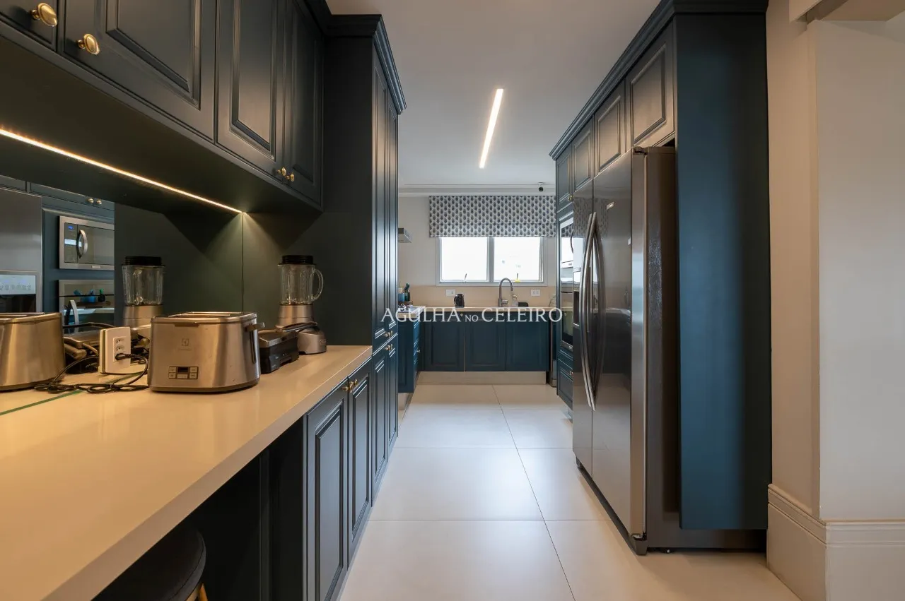 Apartamento reformado com vista livre no Campo Belo – 22899