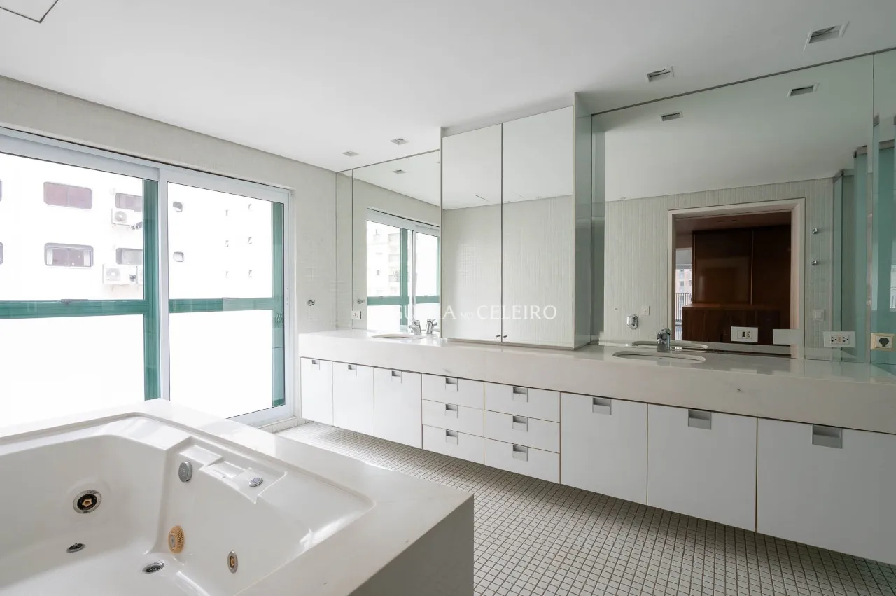 Elegância, exclusividade e uma localização privilegiada. – 22916