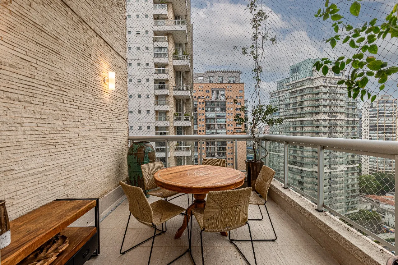 Lindo apartamento em prédio cobiçado na Vila Nova Conceição. – 22941