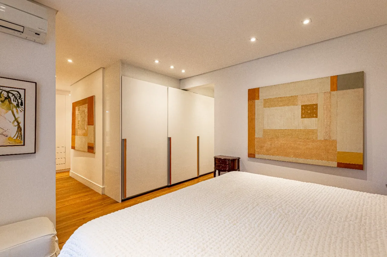 Lindo apartamento em prédio cobiçado na Vila Nova Conceição. – 22941