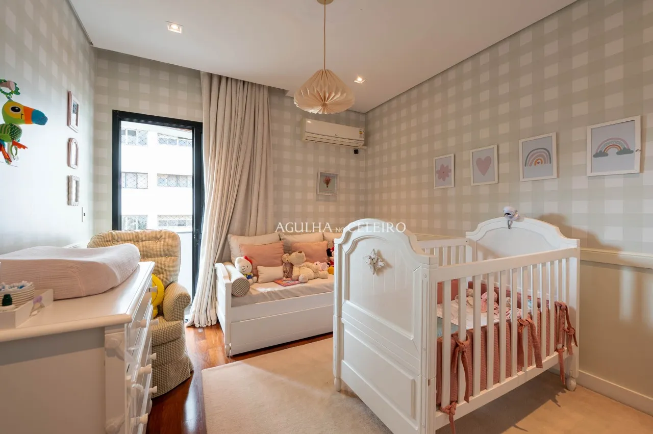 Apartamento recém-reformado com ambientes amplos e muita luz natural no Brooklin – 22951