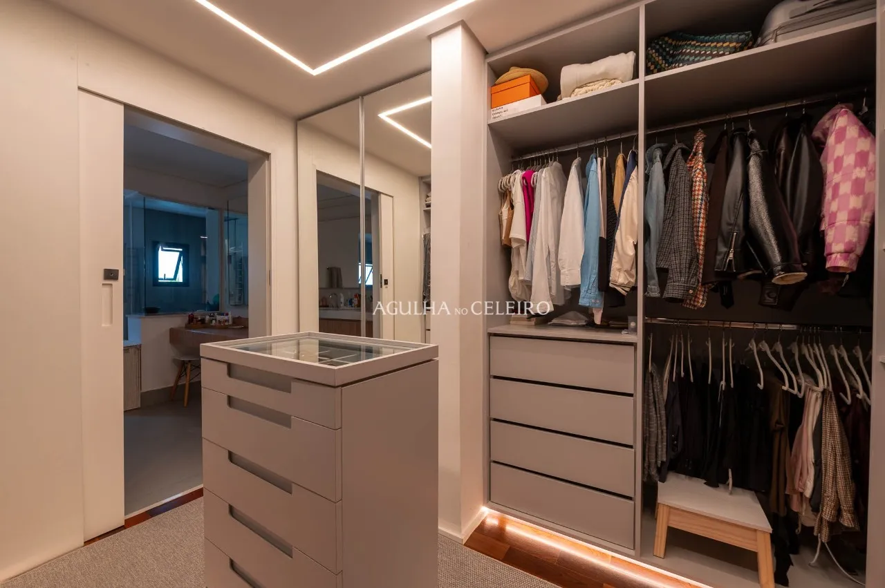 Apartamento recém-reformado com ambientes amplos e muita luz natural no Brooklin – 22951