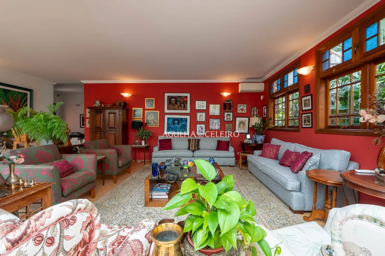 Casa com ambientes integrados e jardim em rua fechada em Pinheiros – 22970
