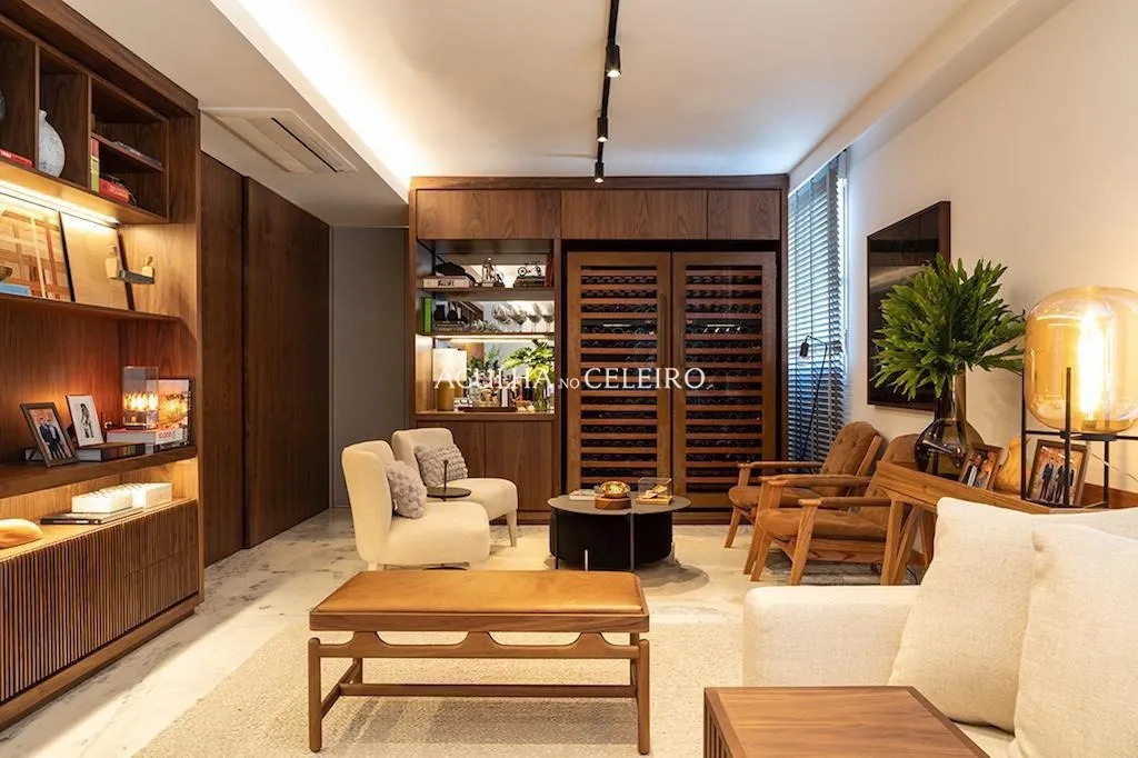 Apartamento reformado com vista livre e planta excepcional. – AP4553