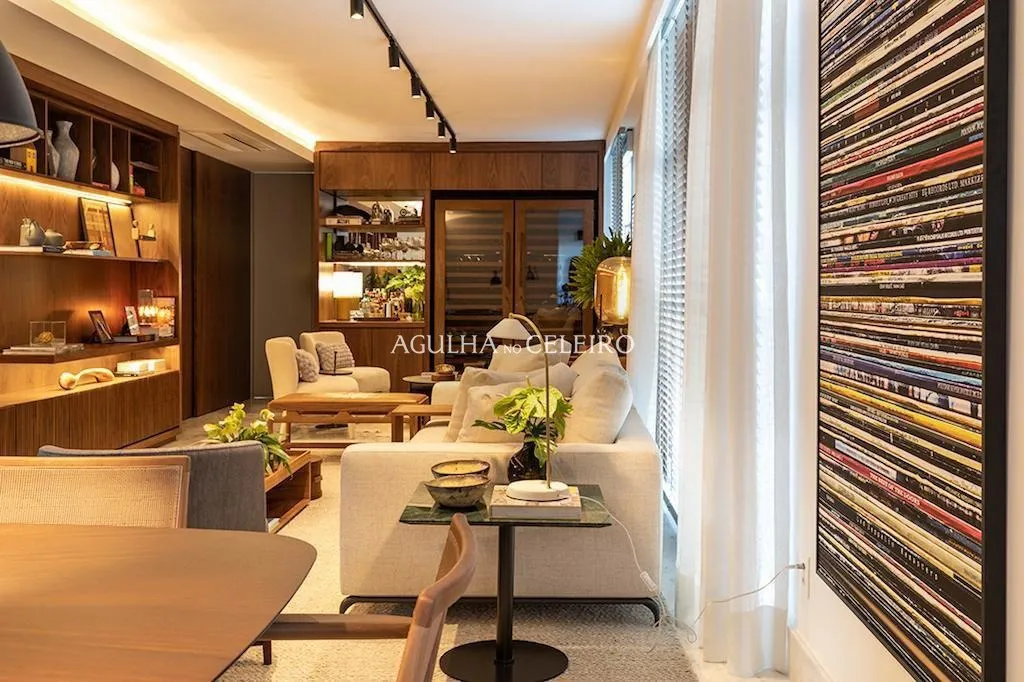 Apartamento reformado com vista livre e planta excepcional. – AP4553