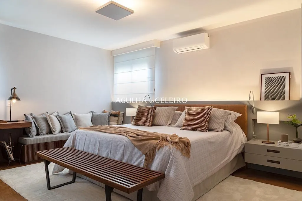 Apartamento reformado com vista livre e planta excepcional. – AP4553