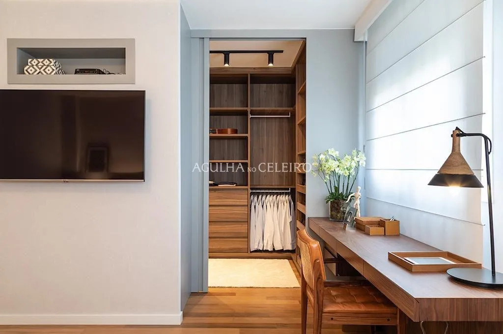 Apartamento reformado com vista livre e planta excepcional. – AP4553