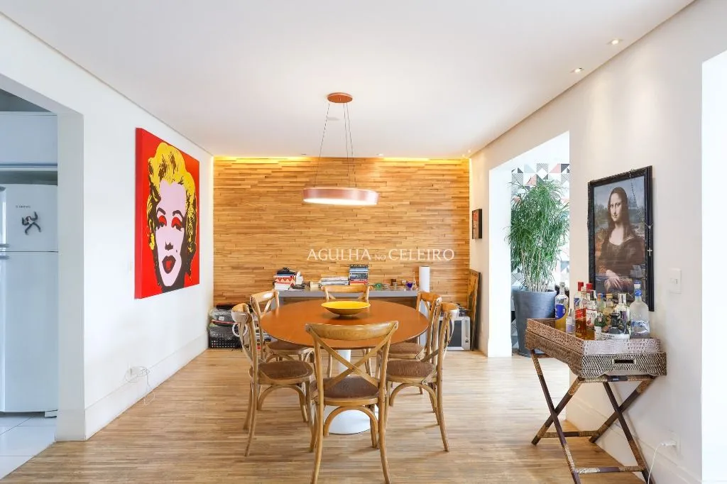 Apartamento em prédio moderno à venda no Itaim Bibi. – AP8378