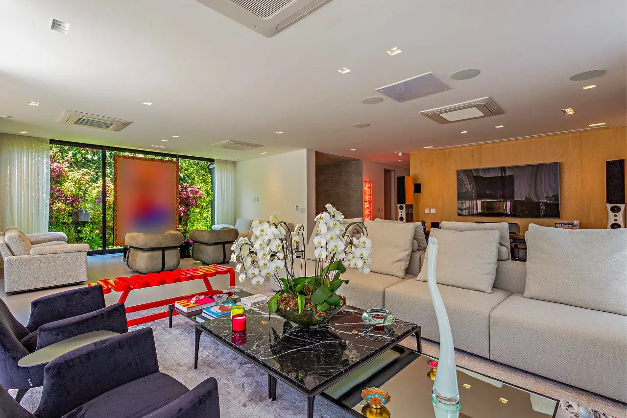 Casa contemporânea com lazer completo próximo ao Parque Ibirapuera – CA0974