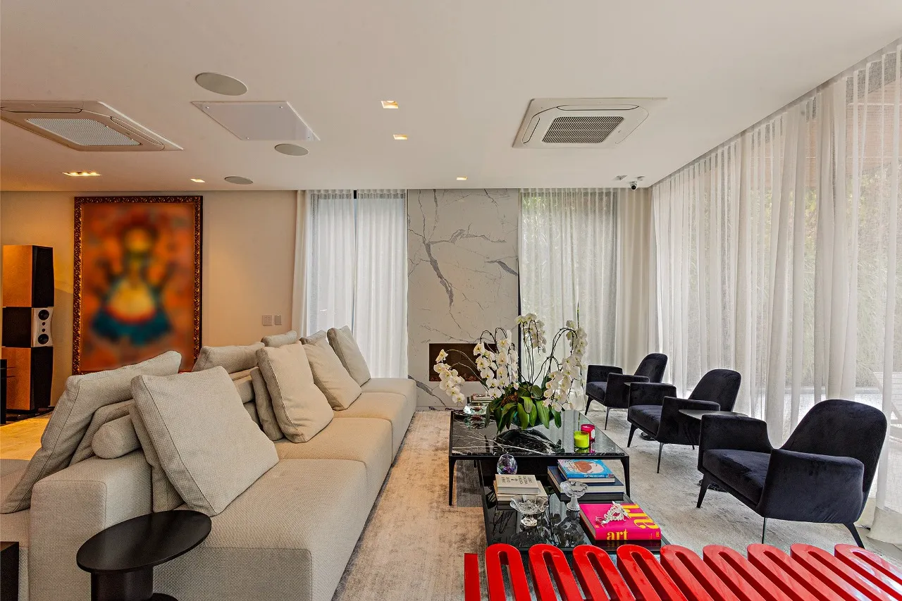 Casa contemporânea com lazer completo próximo ao Parque Ibirapuera – CA0974